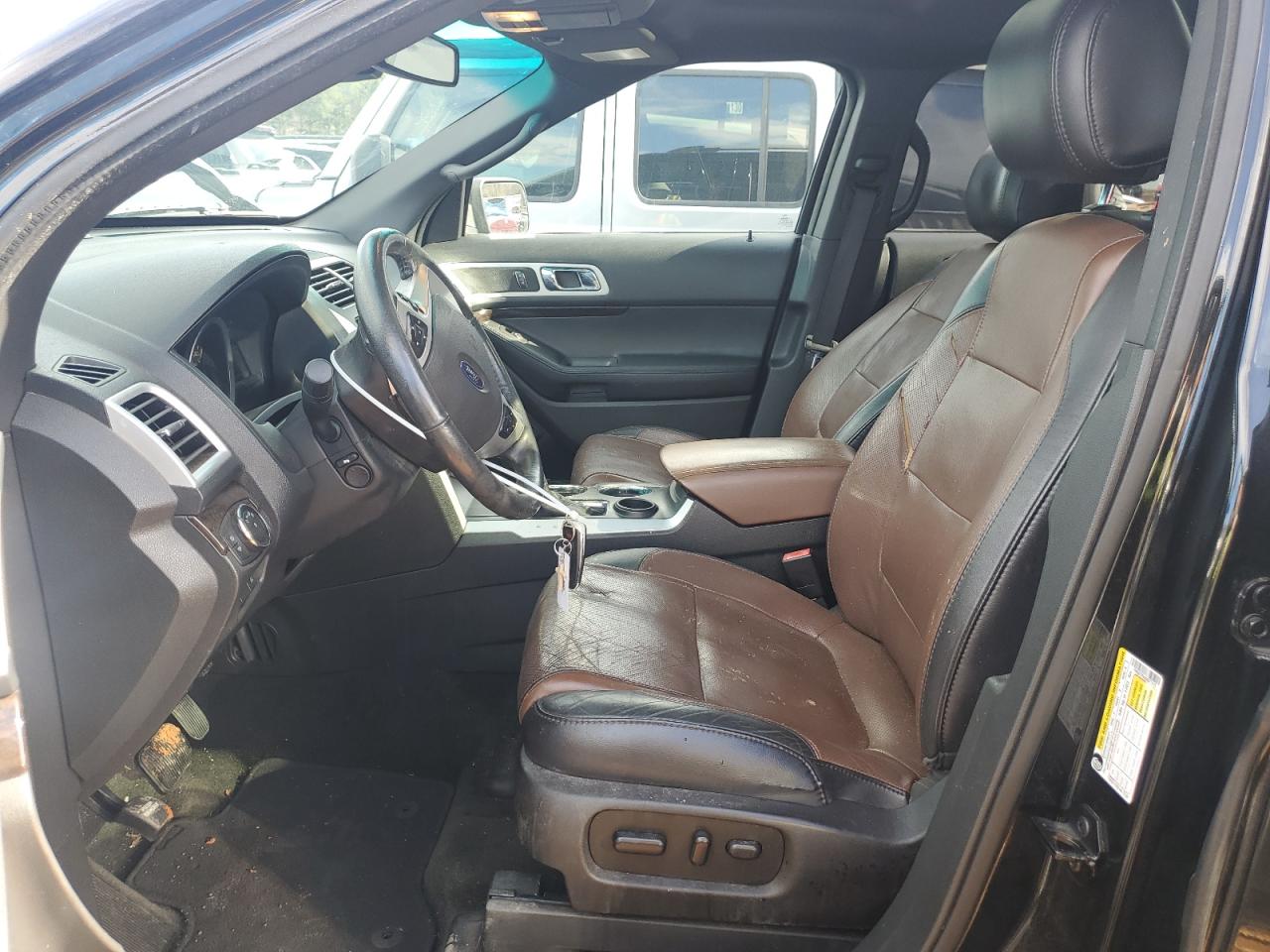 2014 Ford Explorer - Image 7