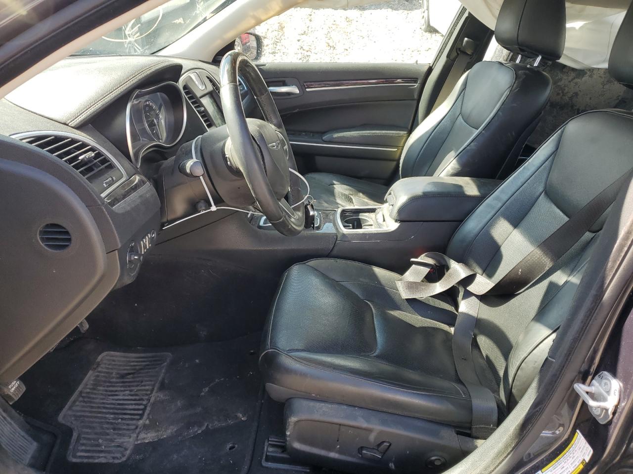 2018 Chrysler 300 Limited VIN: 2C3CCAKG3JH250497 Lot: 64851615