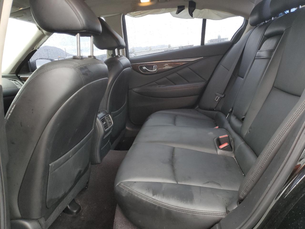 2018 Infiniti Q50 - Image 10