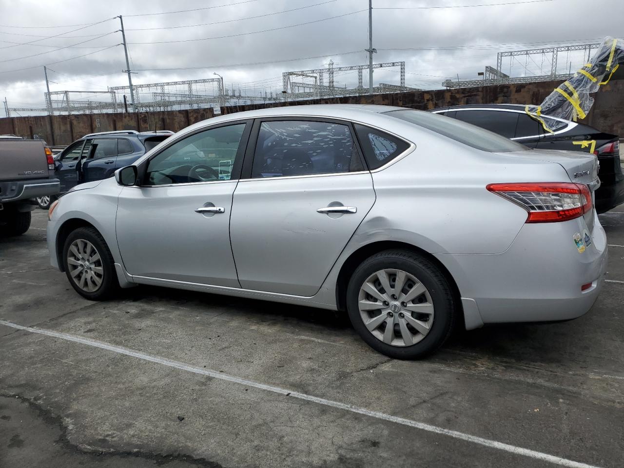 2015 Nissan Sentra - Image 2