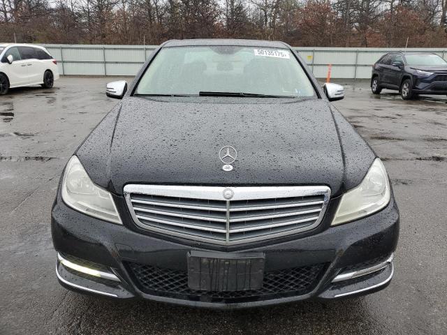 Седани MERCEDES-BENZ C-CLASS 2013 Чорний