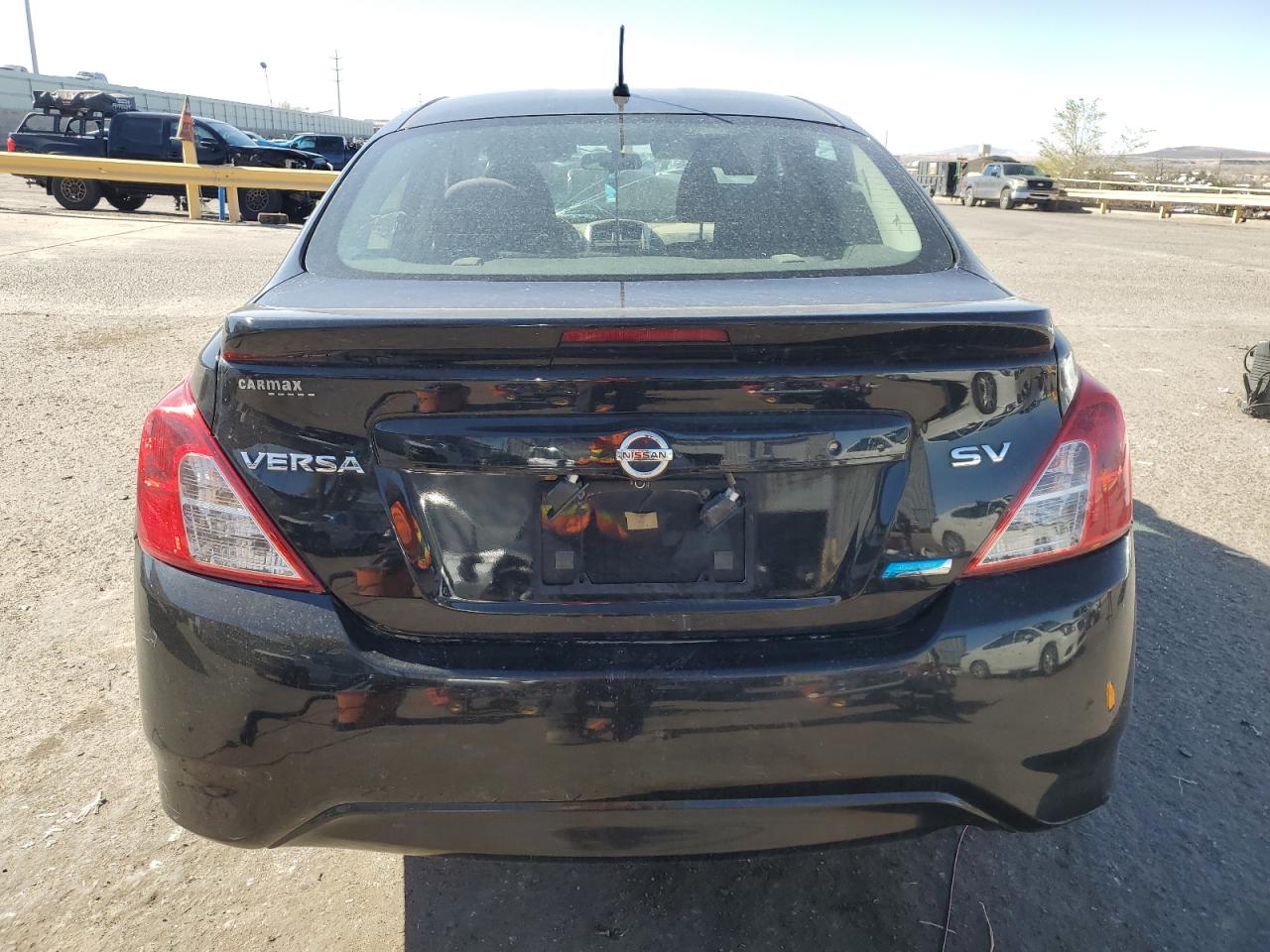 2015 Nissan Versa - Image 6