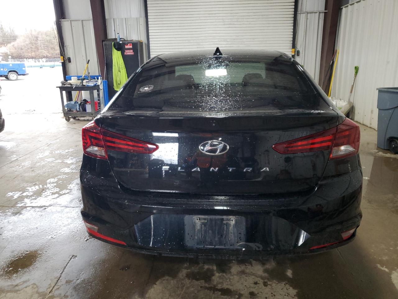 2019 Hyundai Elantra - Image 6
