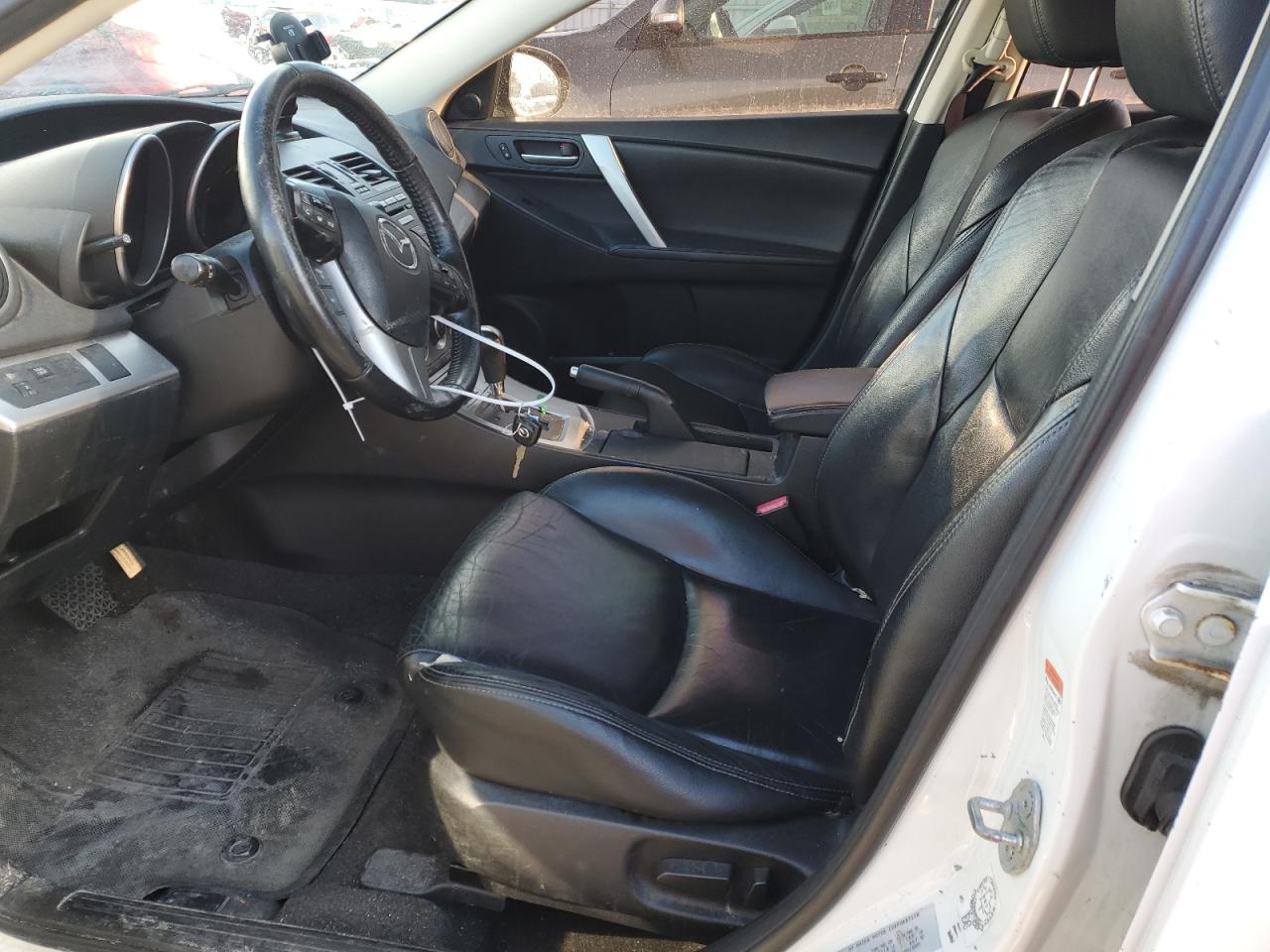 2011 Mazda 3 - Image 7