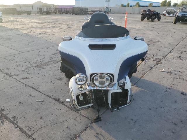  HARLEY-DAVIDSON FL 2015 Білий