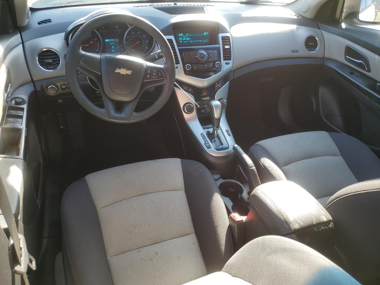 2014 Chevrolet Cruze - Image 8