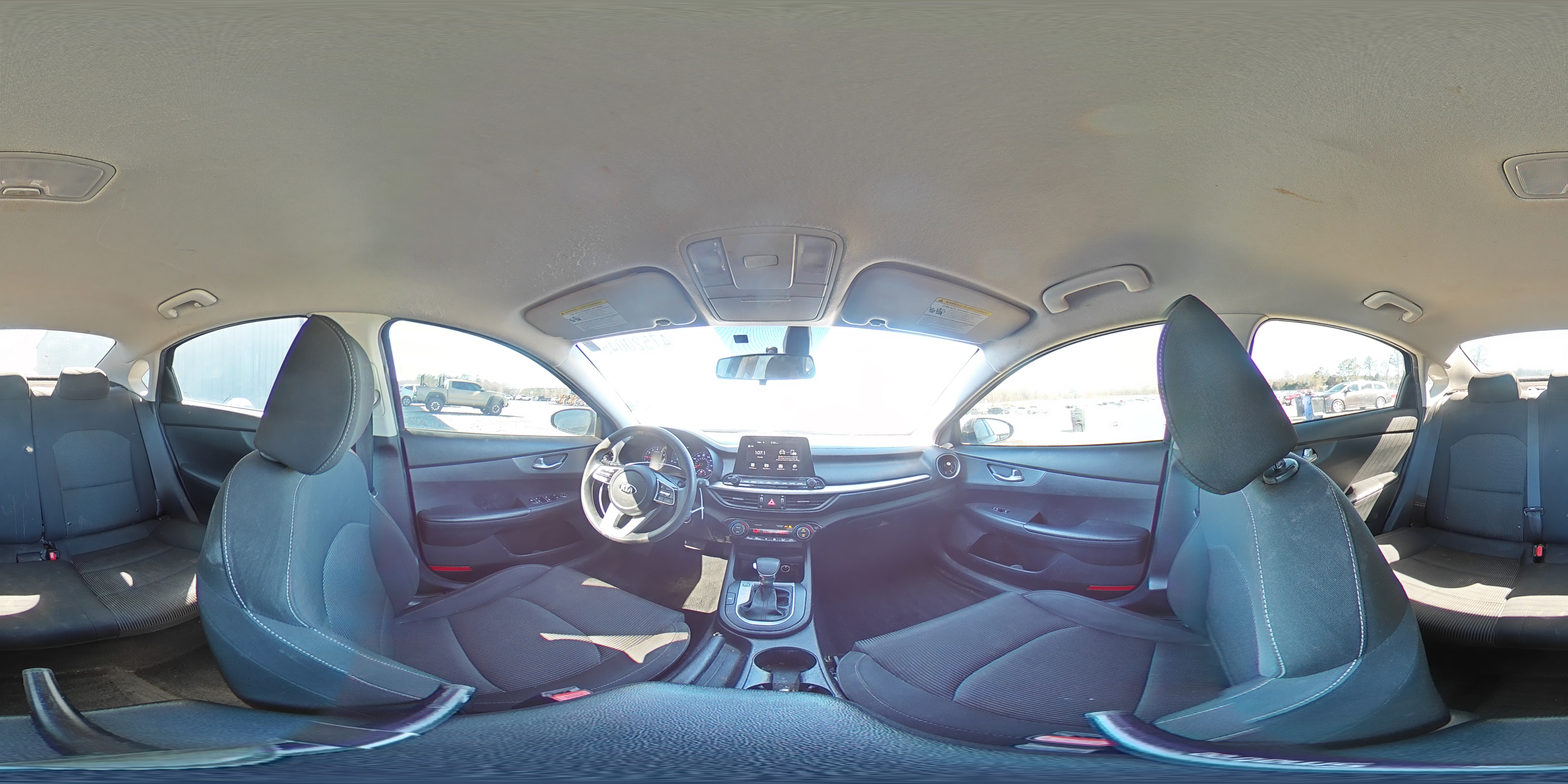 2019 Kia Forte - Image 14