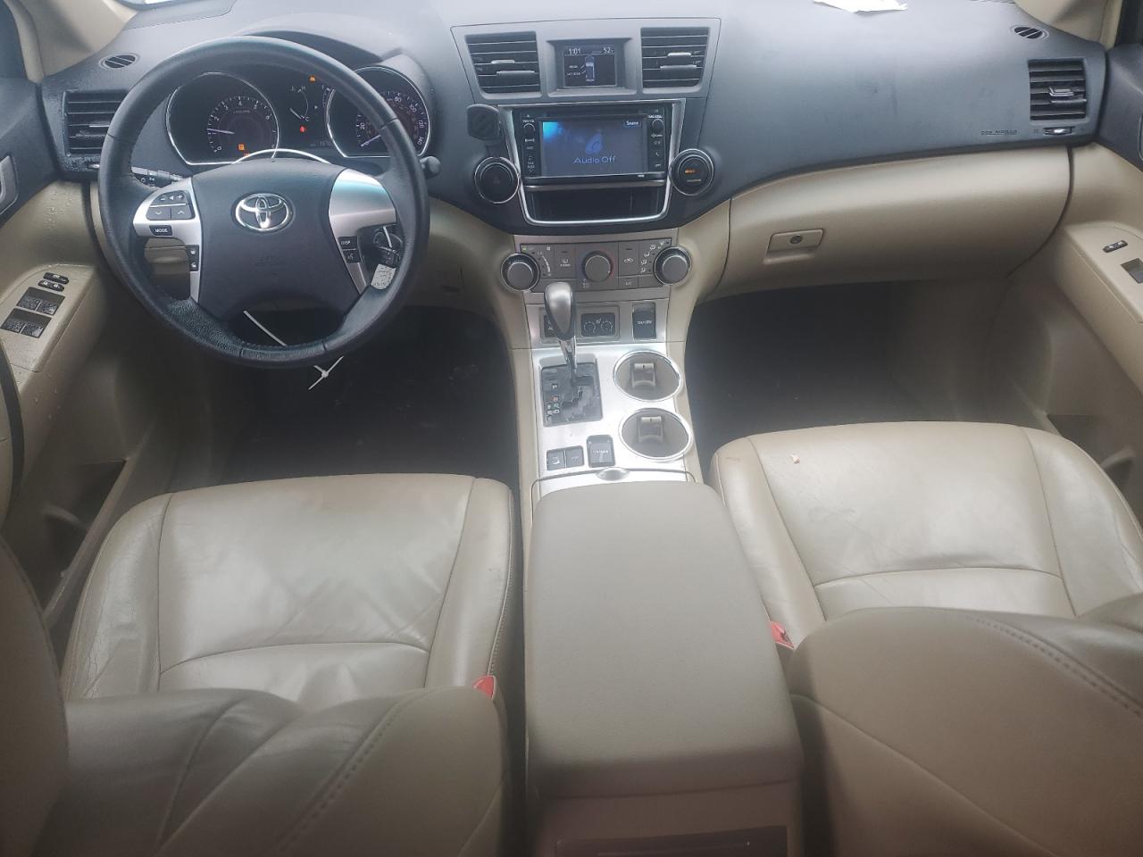 2013 Toyota Highlander - Image 8