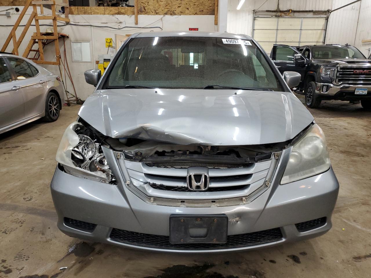 2008 Honda Odyssey - Image 5