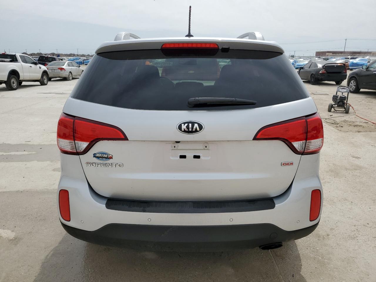 2014 Kia Sorento - Image 6
