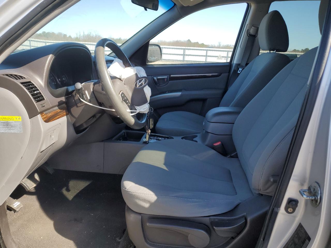 2010 Hyundai Santa Fe - Image 7