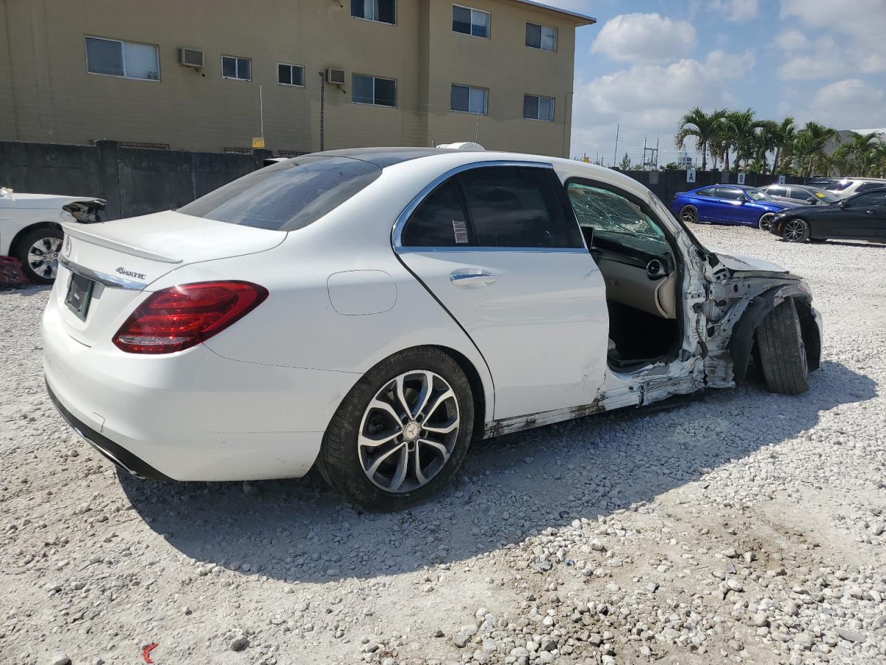 2016 Mercedes-Benz C-klasse - Image 3