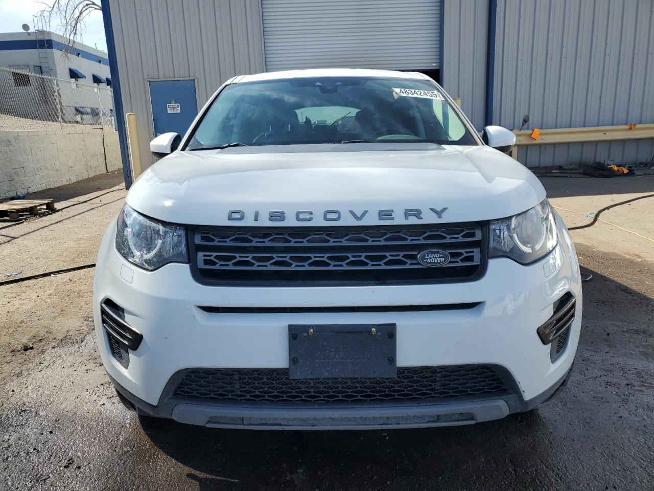 2016 Land Rover Discovery - Image 5