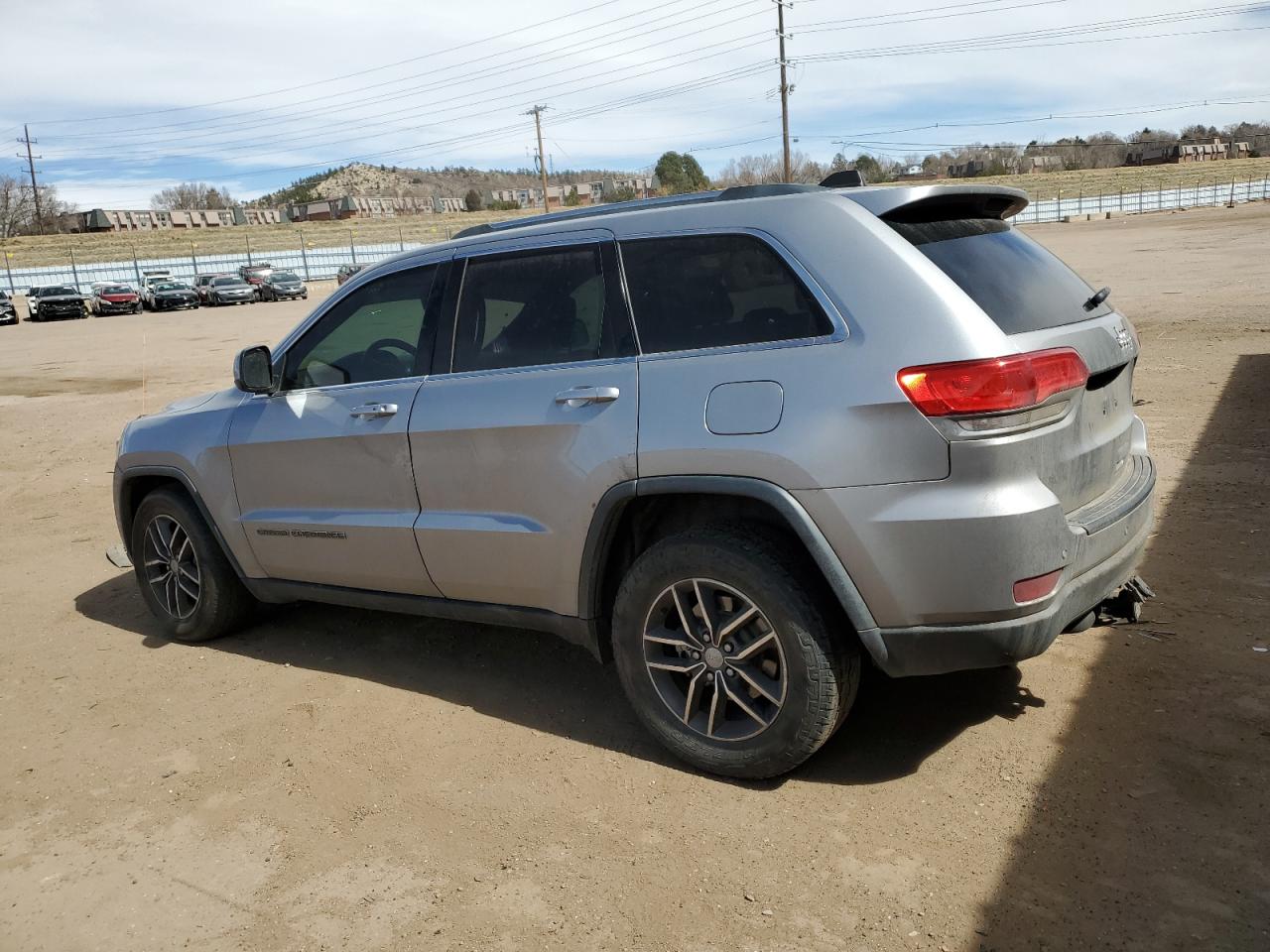 2018 Jeep Grand Cherokee - Image 2