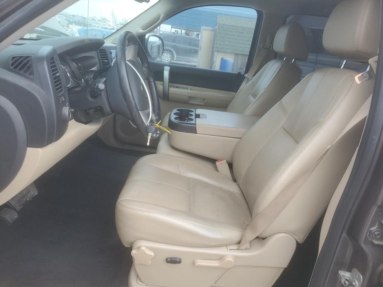 2008 Chevrolet Silverado - Image 7