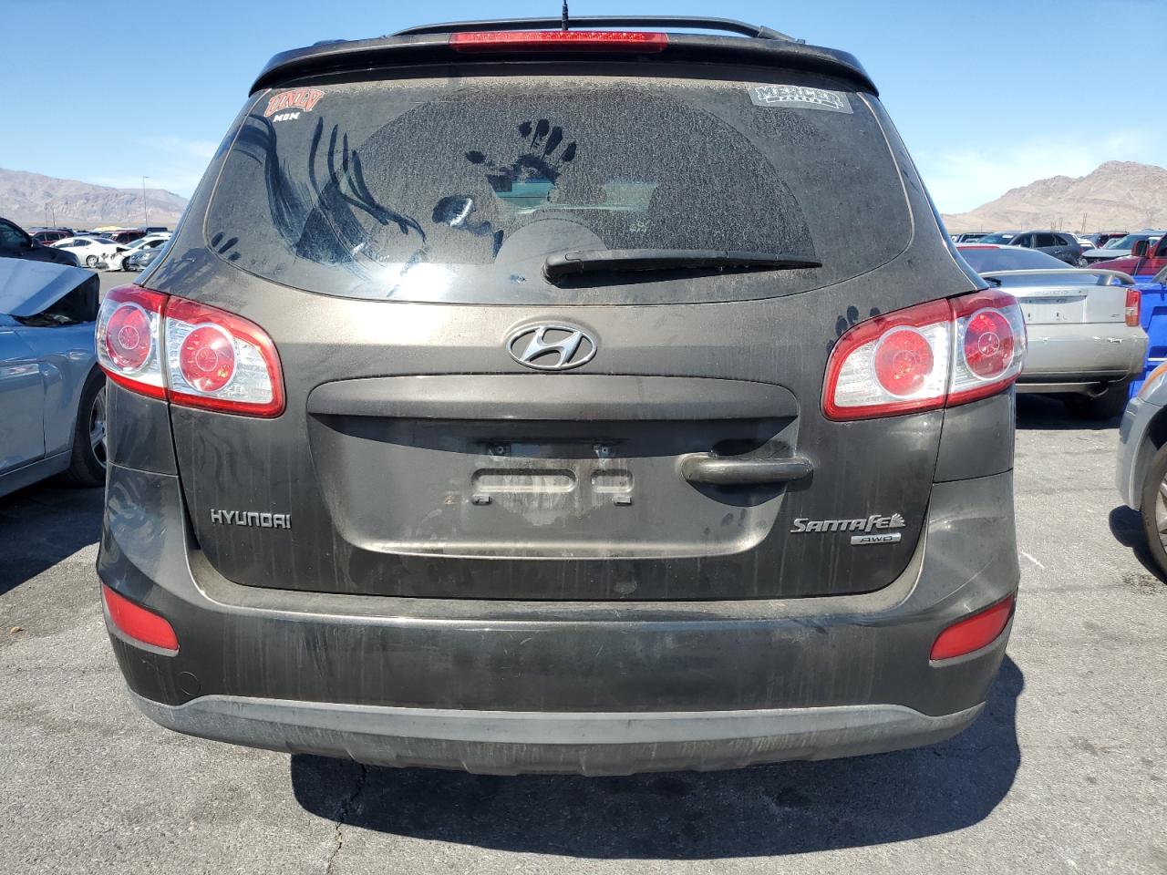 2011 Hyundai Santa Fe - Image 6