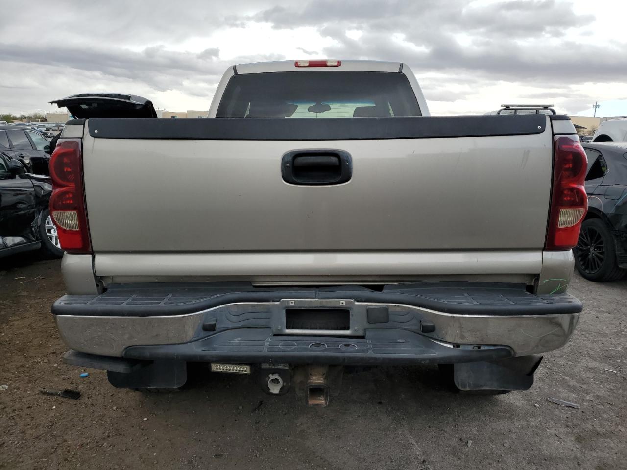 2003 Chevrolet Silverado - Image 6