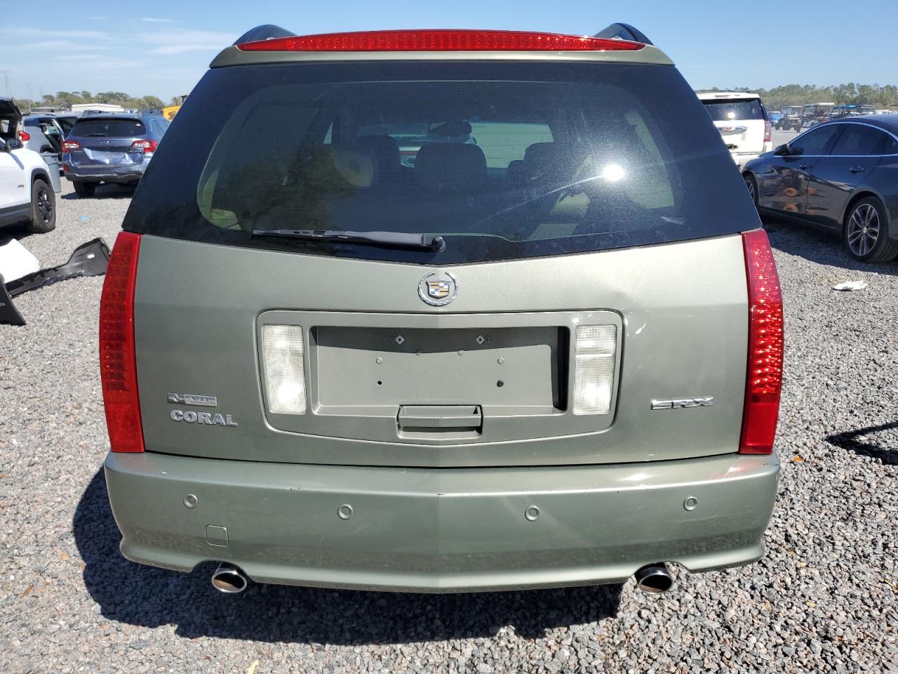 2004 Cadillac SRX - Image 6