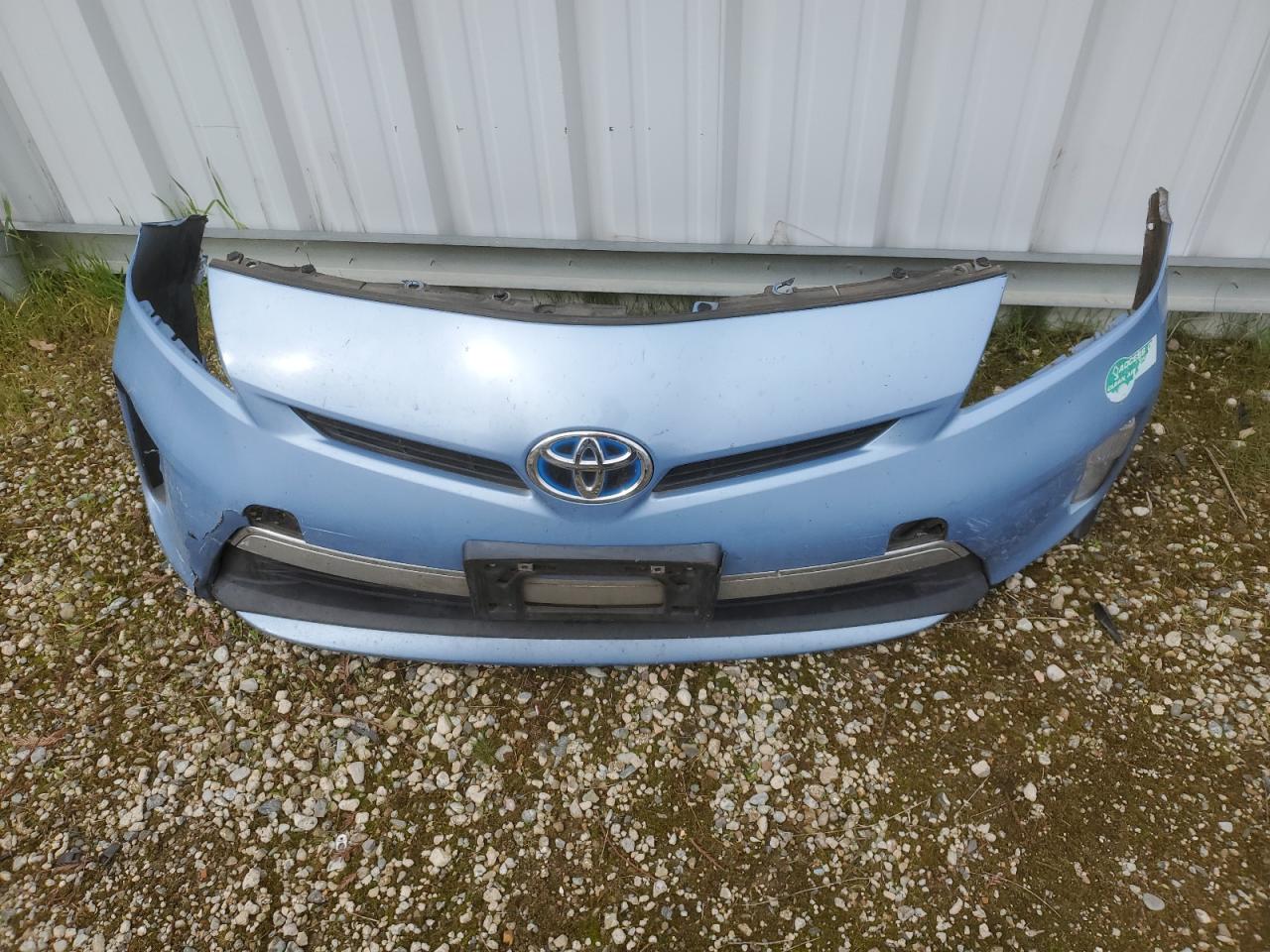 2015 Toyota Prius - Image 12