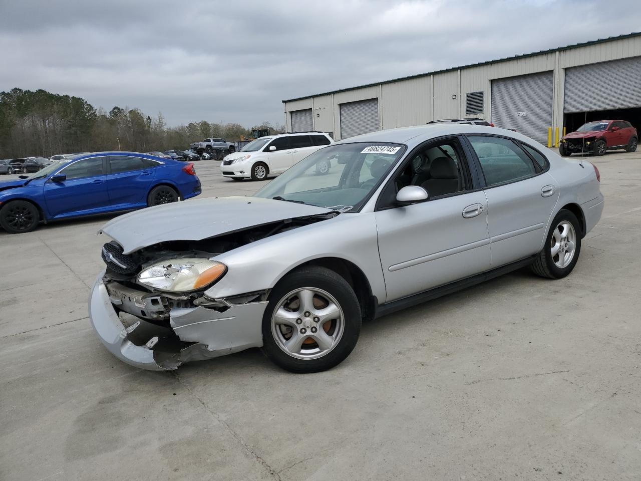 2002 Ford Taurus Se იყიდება Gaston-ში, SC - Front End