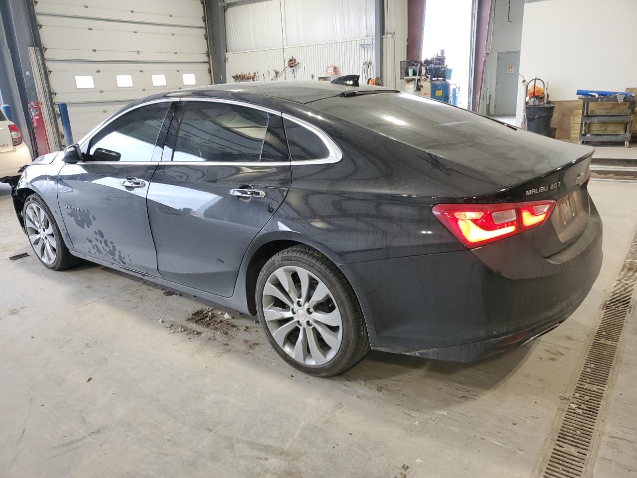2017 Chevrolet Malibu - Image 2
