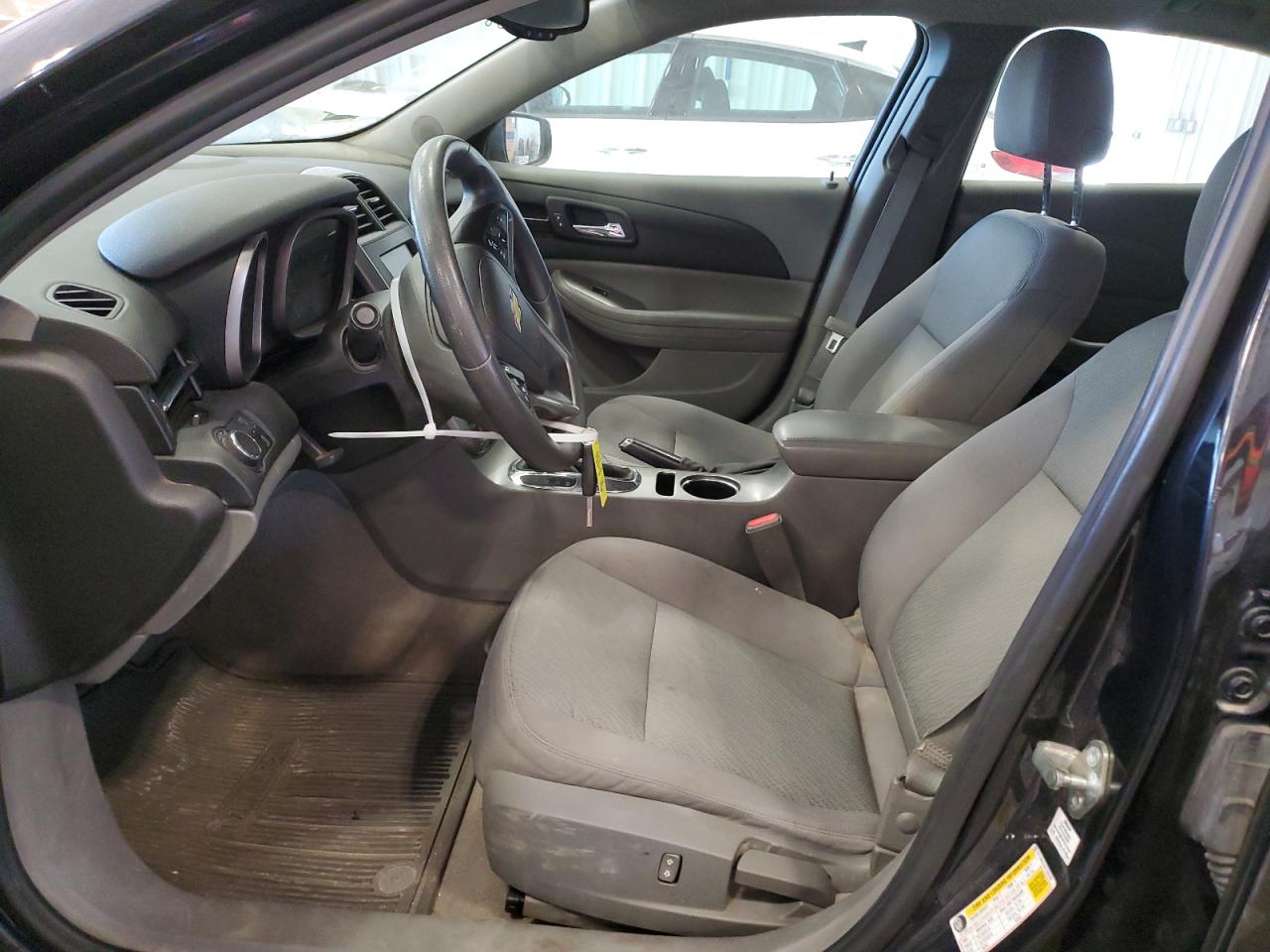 2015 Chevrolet Malibu - Image 7