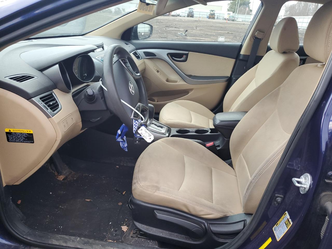 2013 Hyundai Elantra - Image 7