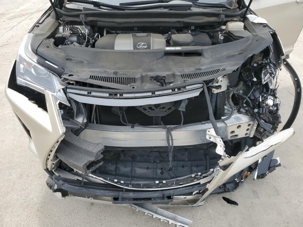 2018 Lexus RX - Image 14