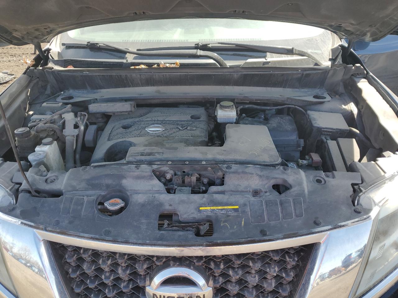 2014 Nissan Pathfinder - Image 12