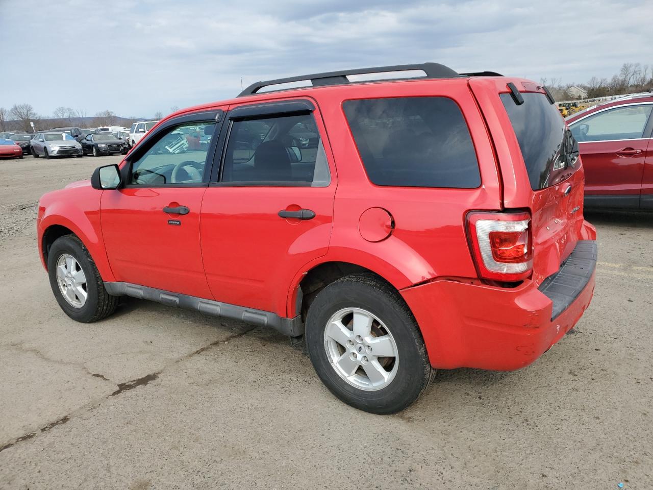 2009 Ford Escape - Image 2