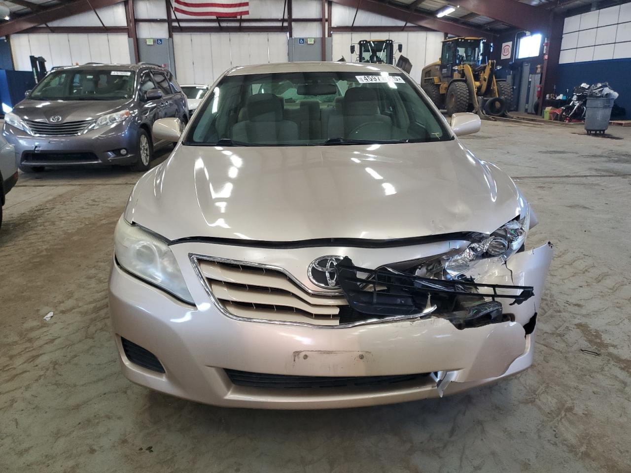 2011 Toyota Camry - Image 5