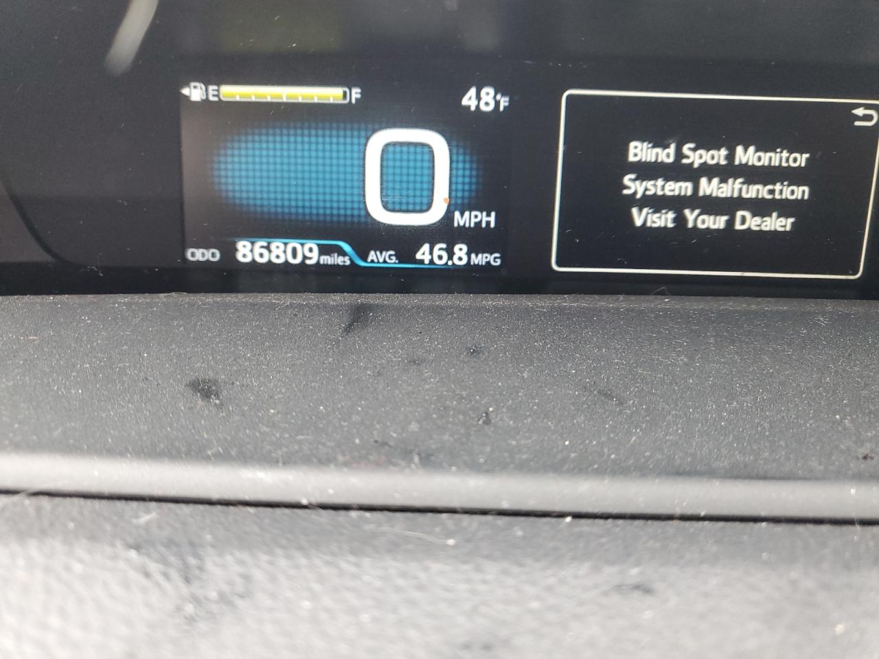 2017 Toyota Prius - Image 9