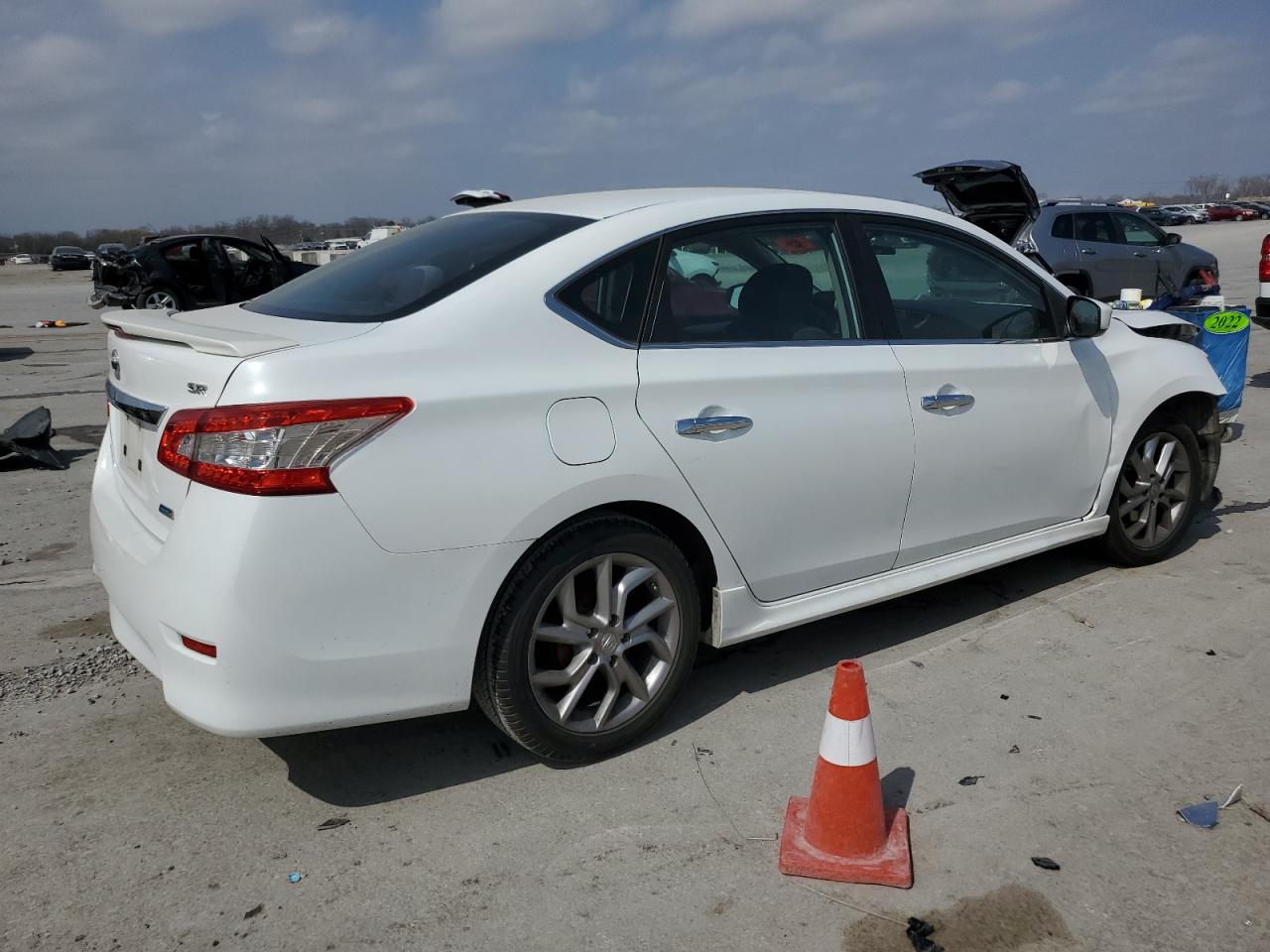 2014 Nissan Sentra - Image 3