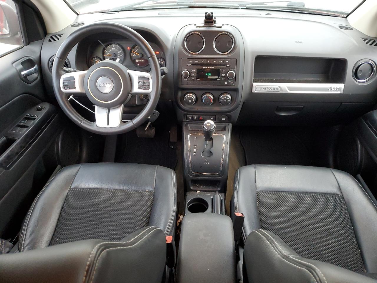 2016 Jeep Compass - Image 8