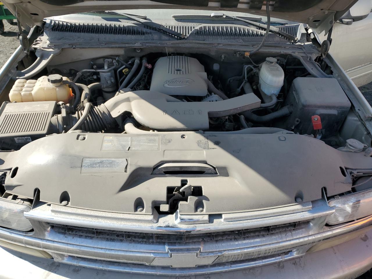 2006 Chevrolet Tahoe - Image 12