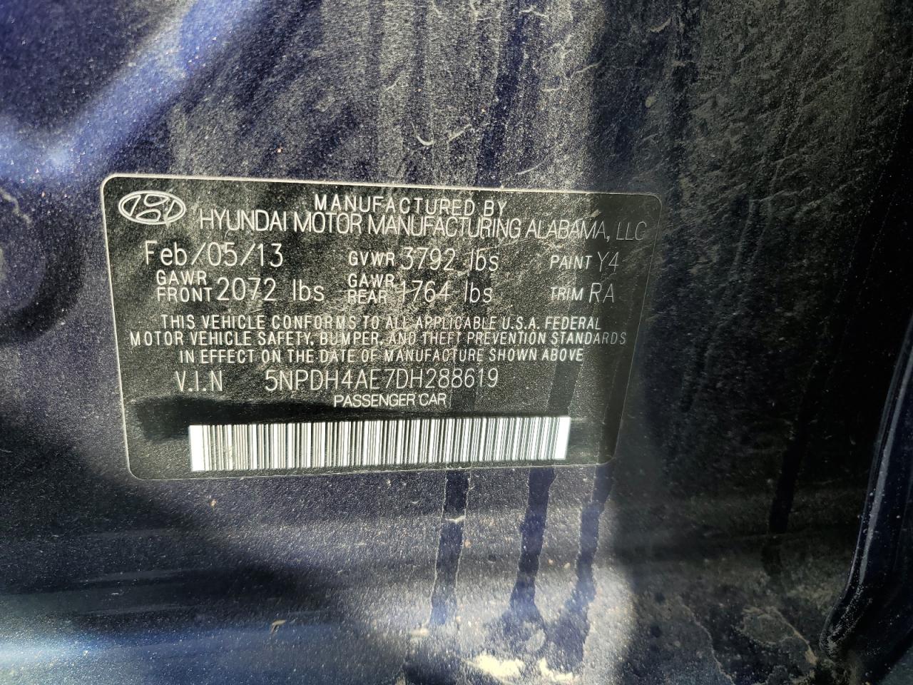 2013 Hyundai Elantra - Image 12