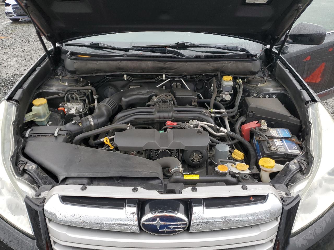 2013 Subaru Outback - Image 12