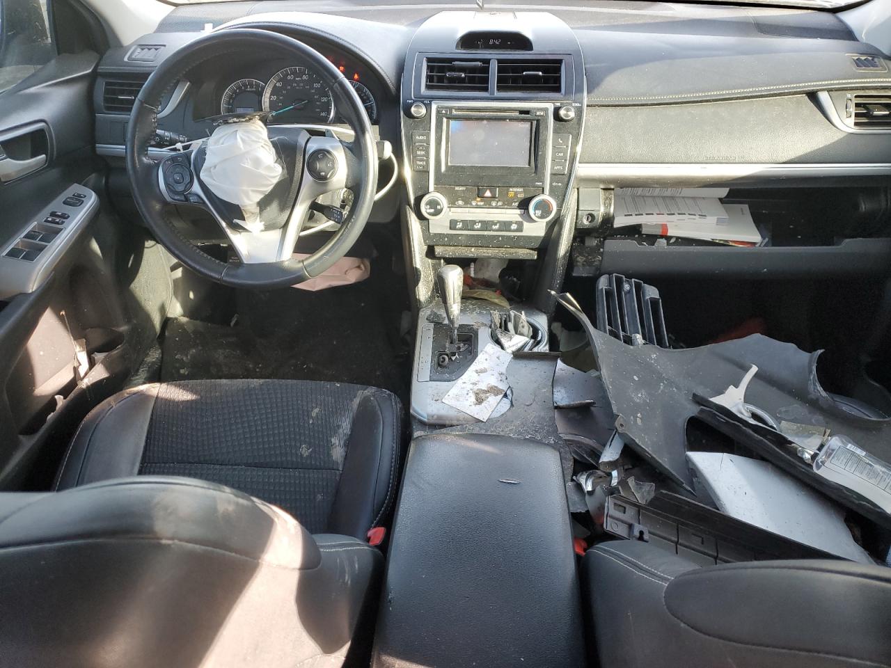 2014 Toyota Camry - Image 8