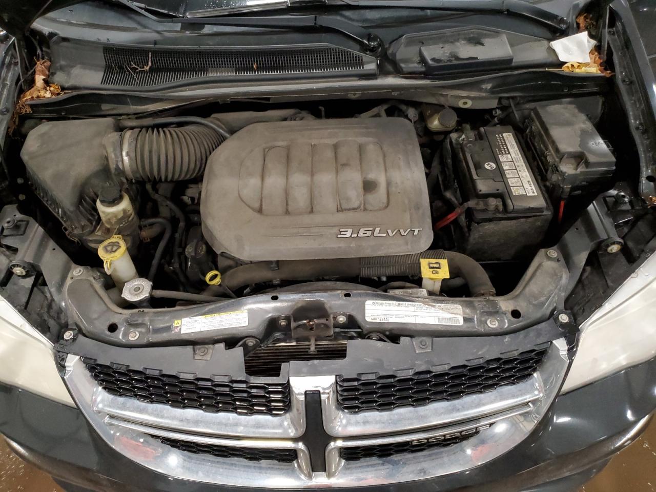 2011 Dodge Caravan - Image 12