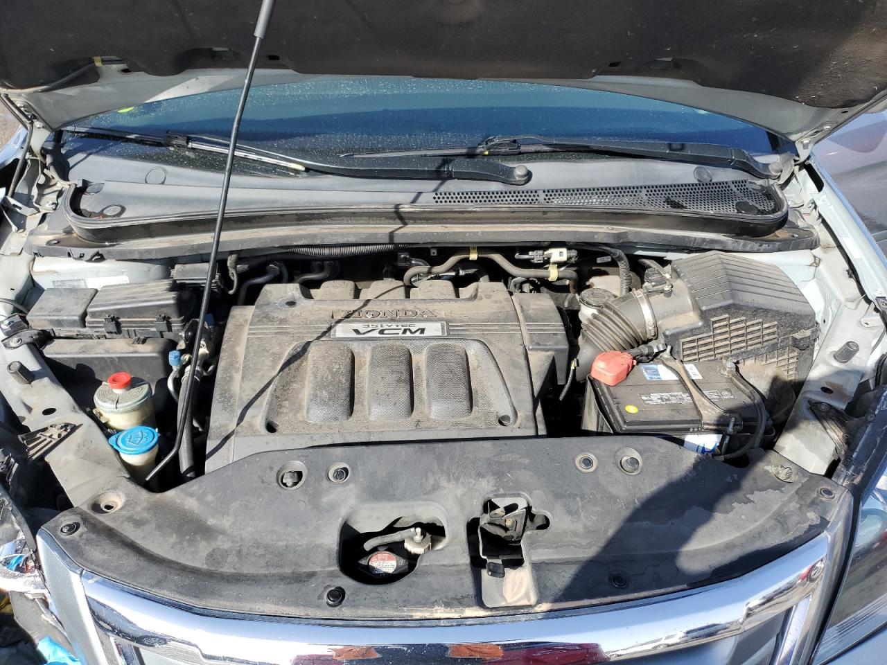 2010 Honda Odyssey - Image 13