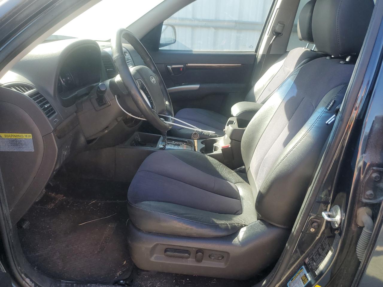 2010 Hyundai Santa Fe - Image 7