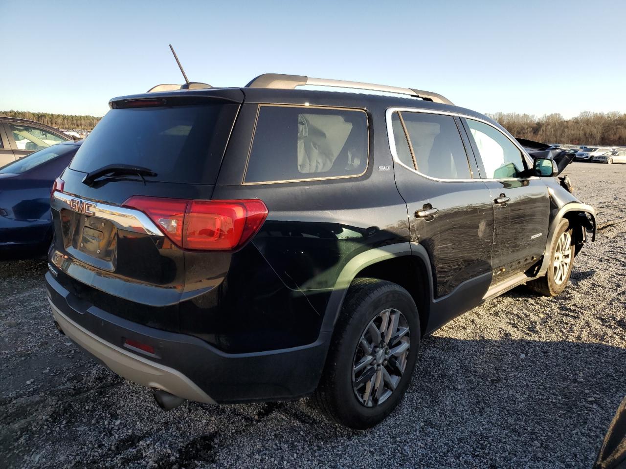 2019 GMC Acadia - Image 3