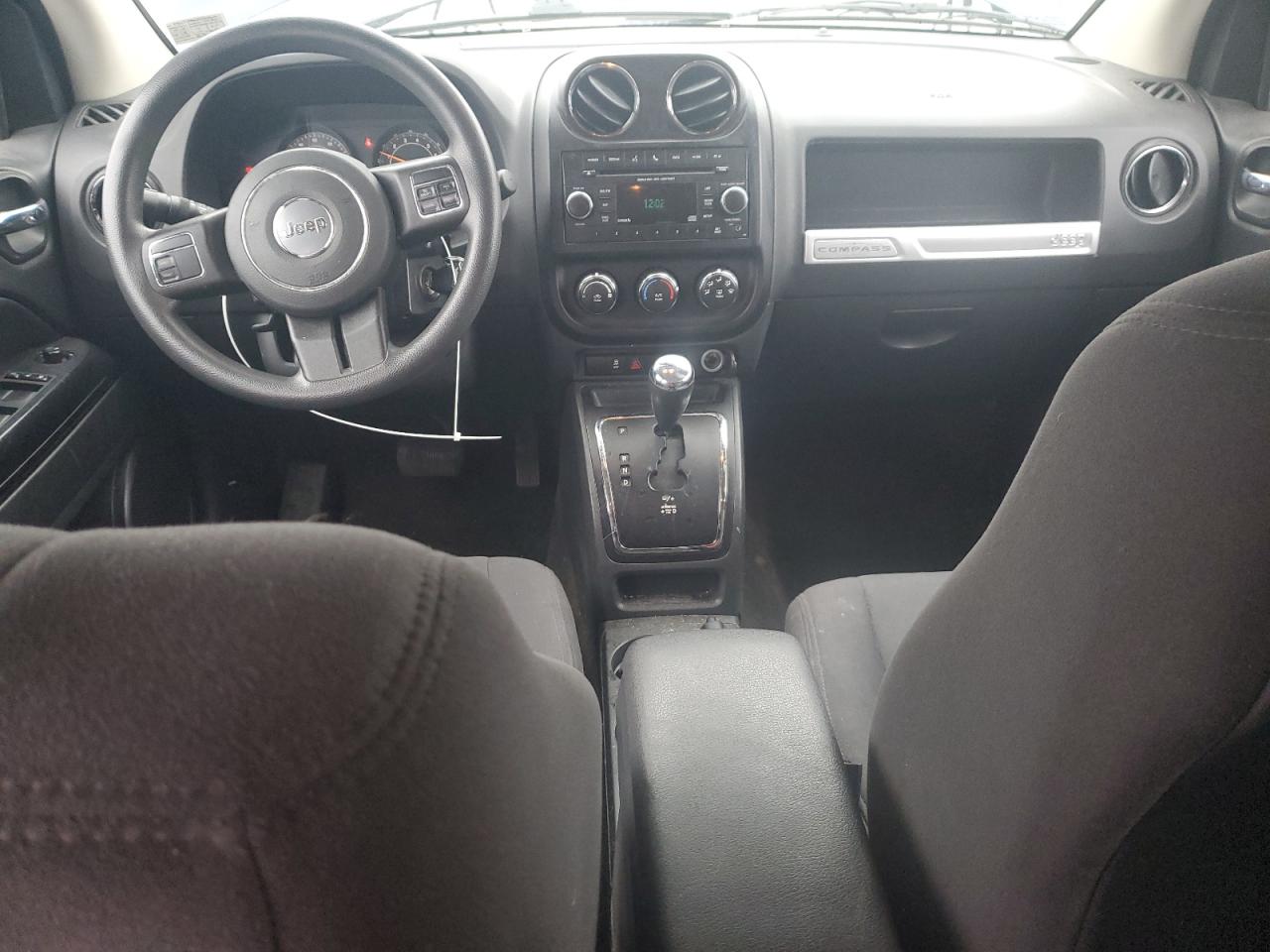 2016 Jeep Compass - Image 8
