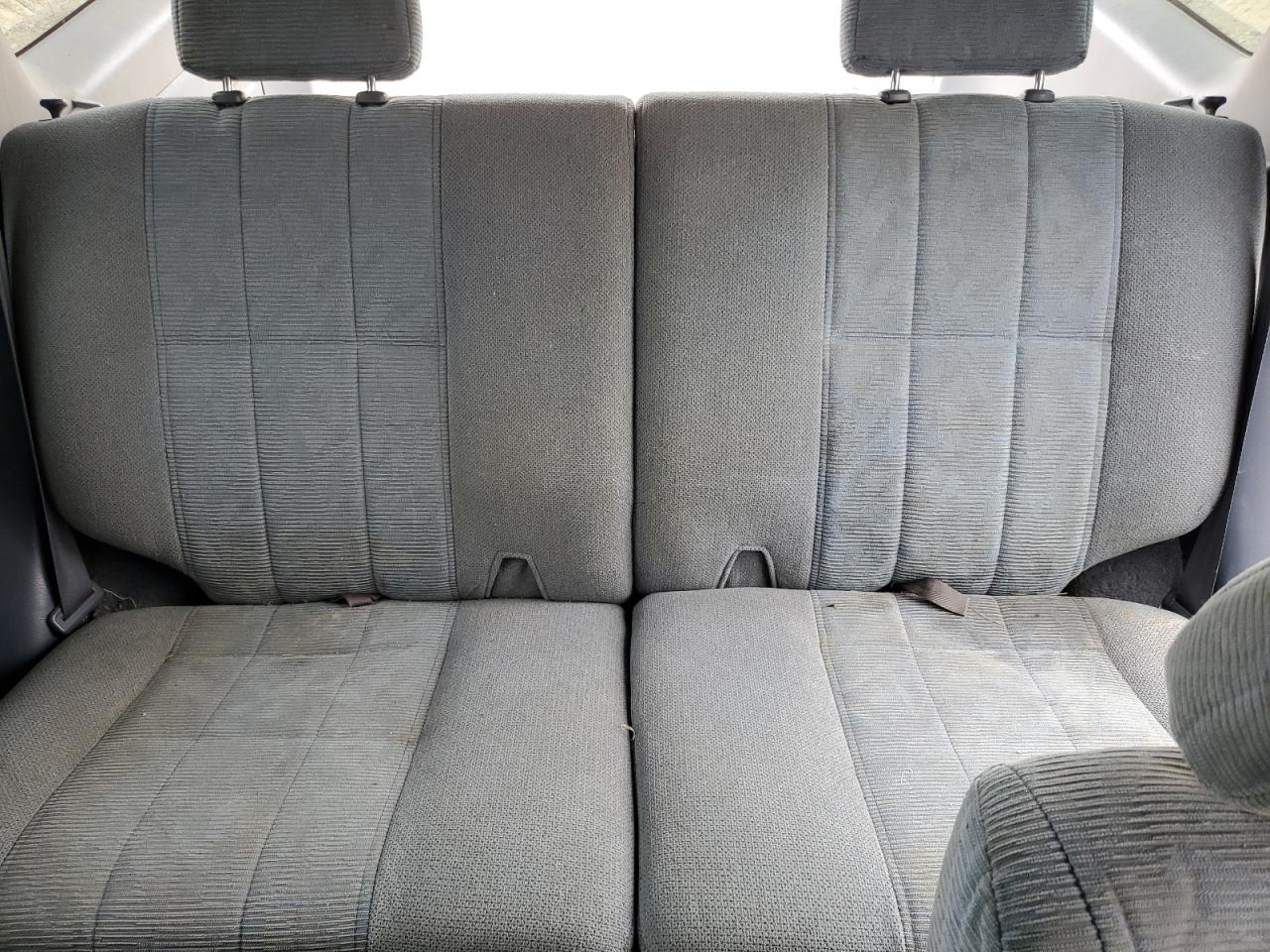2000 Toyota 4Runner - Image 10
