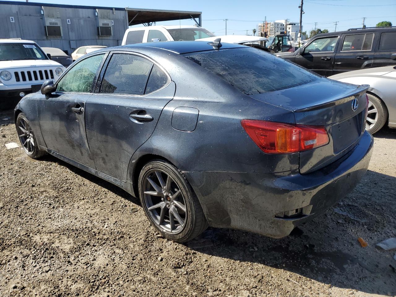 2010 Lexus IS - Image 2