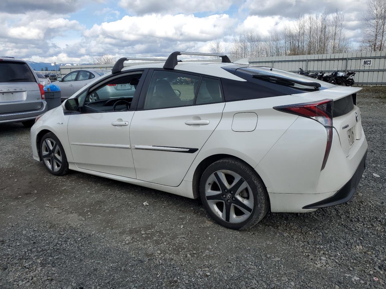 2016 Toyota Prius - Image 2