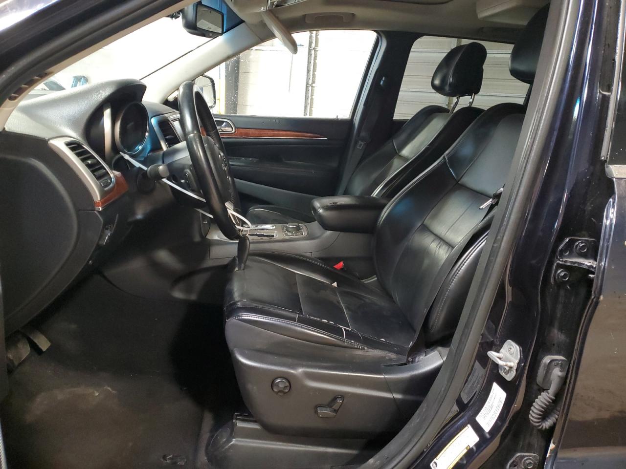 2011 Jeep Grand Cherokee - Image 7