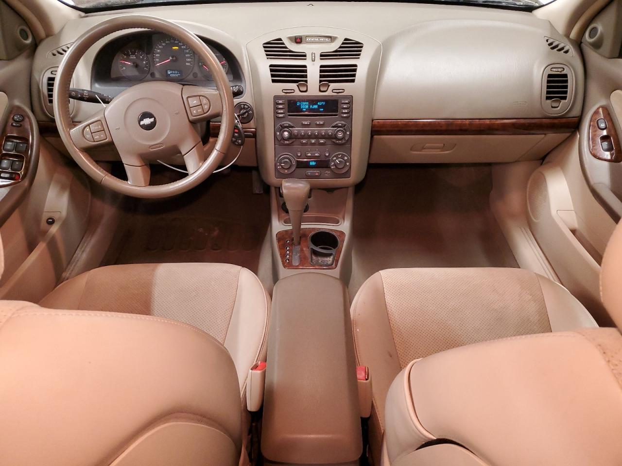 2005 Chevrolet Malibu - Image 8
