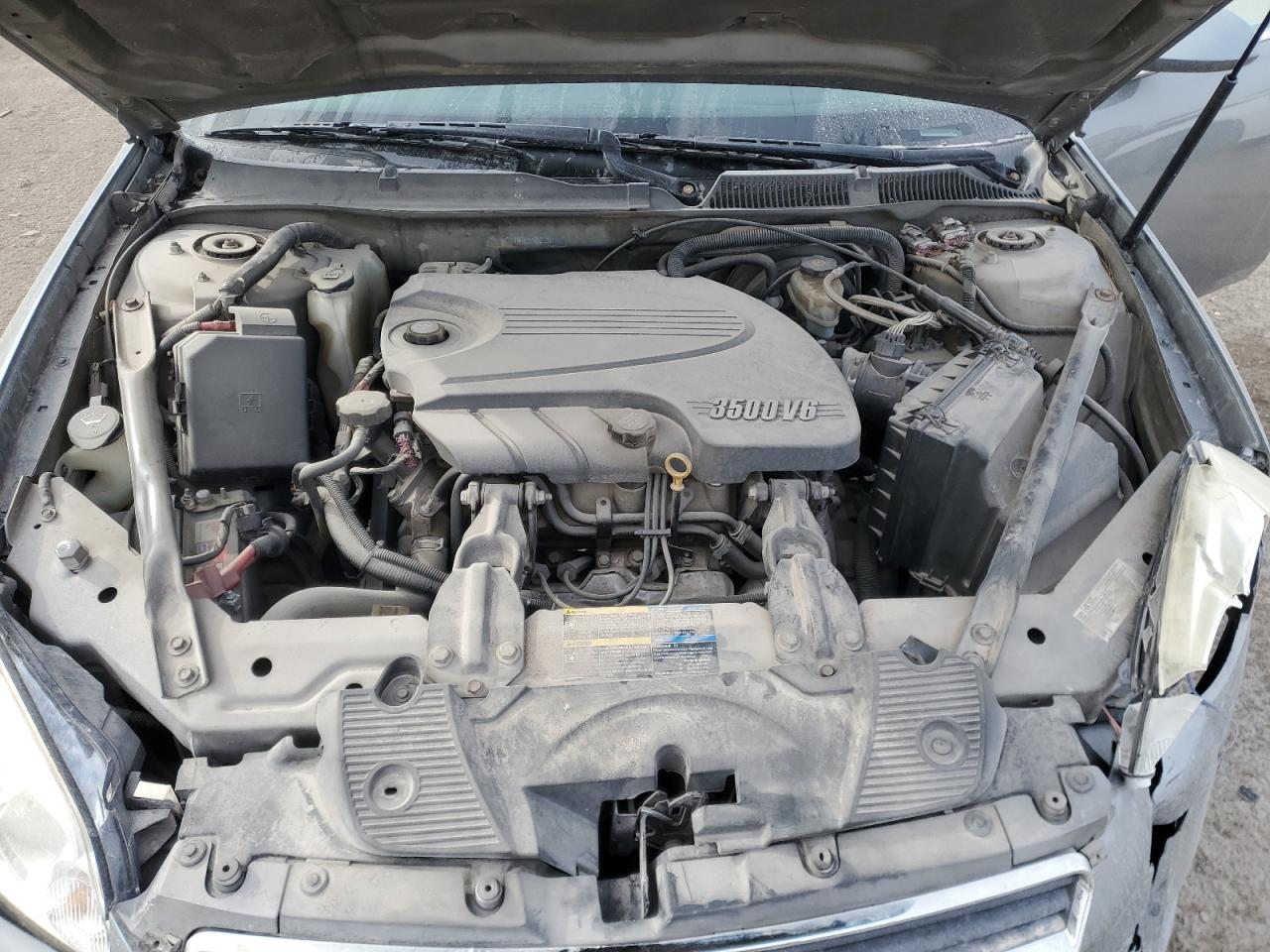 2009 Chevrolet Impala - Image 12
