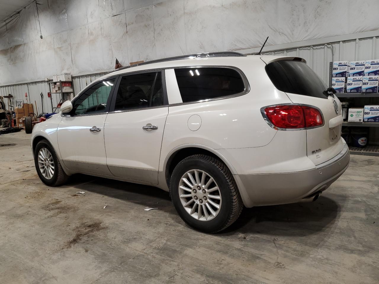 2011 Buick Enclave - Image 2